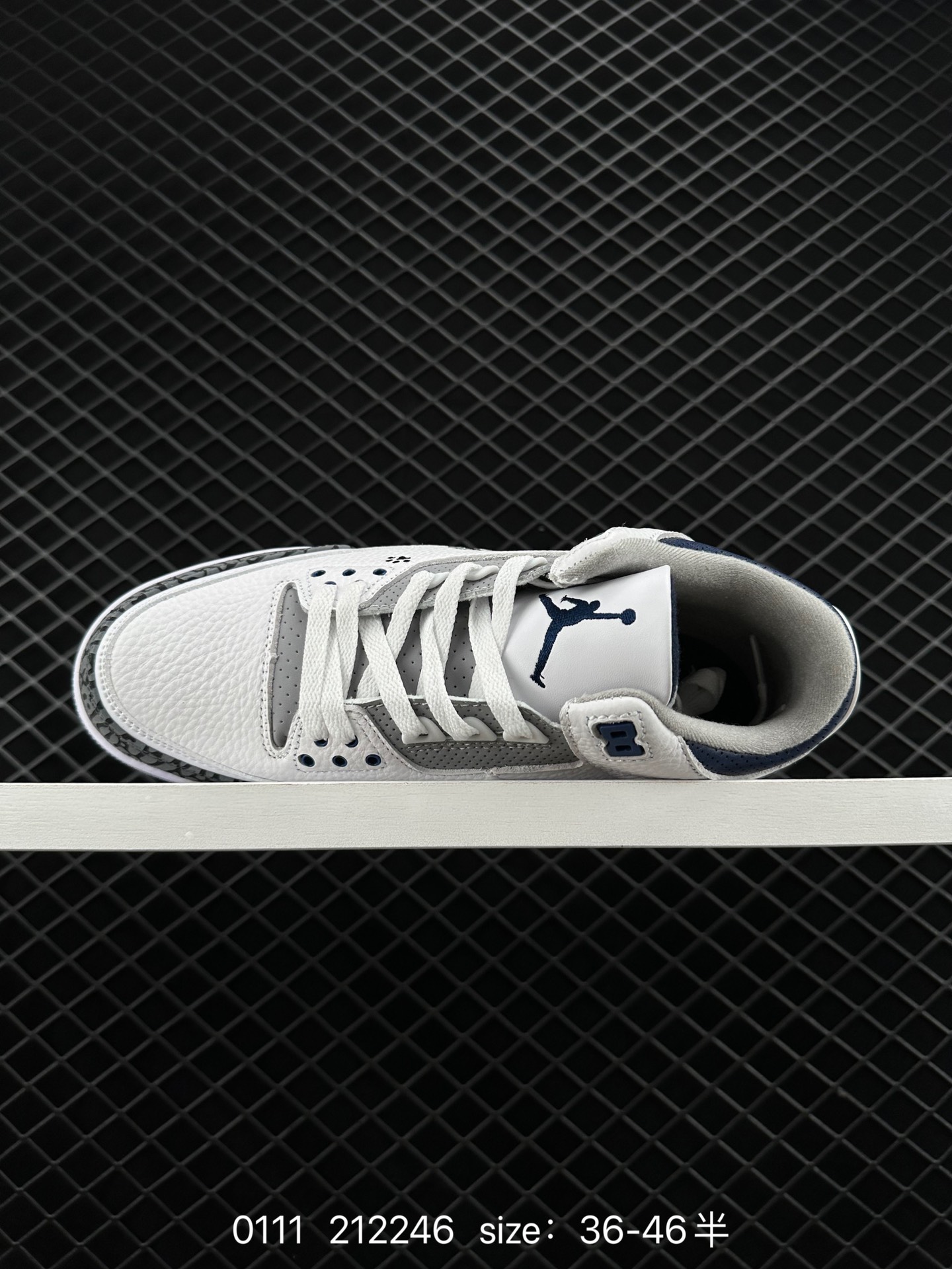 Air Jordan 3 Retro ”Hide and Sneak“